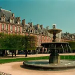 Charming 1Br Apartment With Terrace Le Marais Paris Center